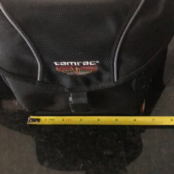 Tamrac camera bag - Picture 7 of 7